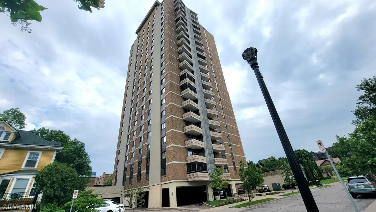 410 Groveland Avenue #202, Minneapolis, MN 55403 - #1