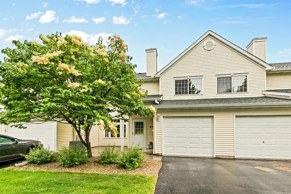 479 Aqua Circle, Lino Lakes, MN 55014