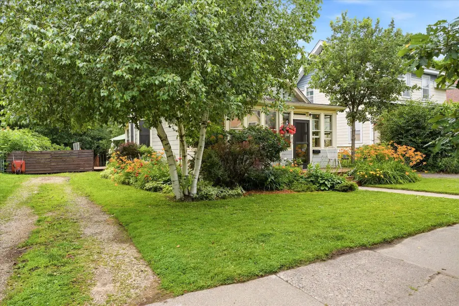 855 Delaware Avenue, Saint Paul, MN 55107 - #3