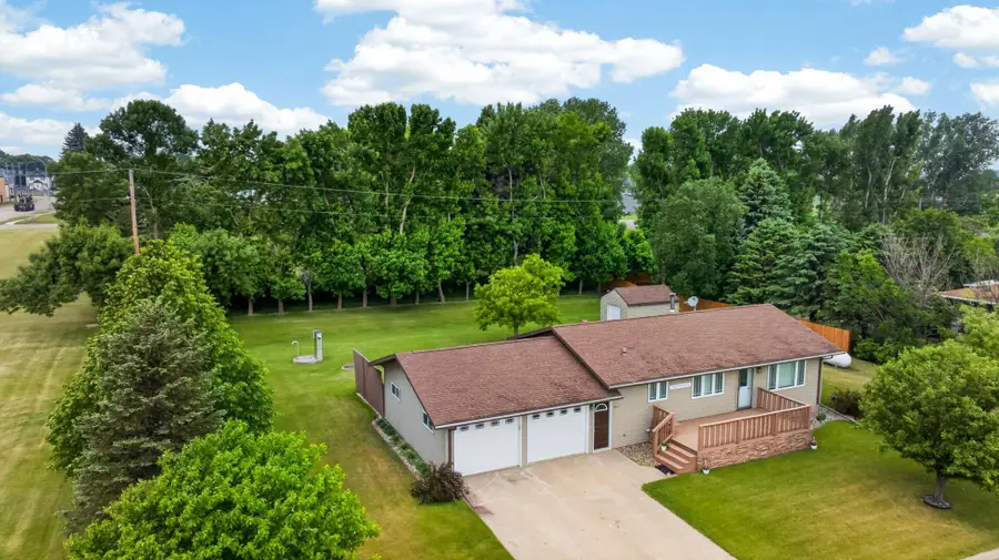 101 Grant Street, Finley, ND 58230 - #2