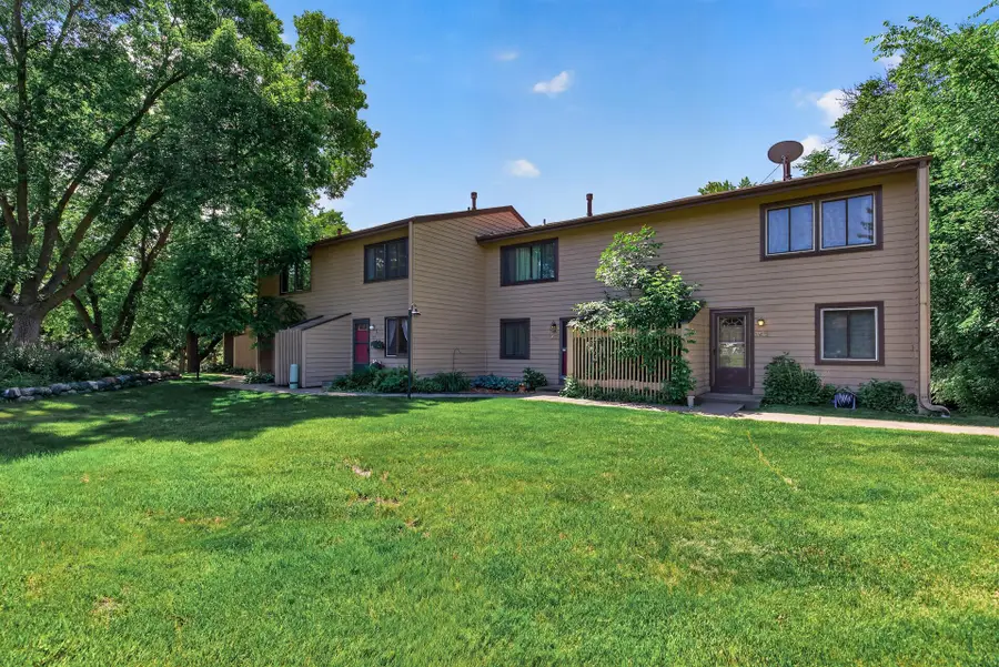 364 W Eagle Lake Drive, Maple Grove, MN 55369 - #2