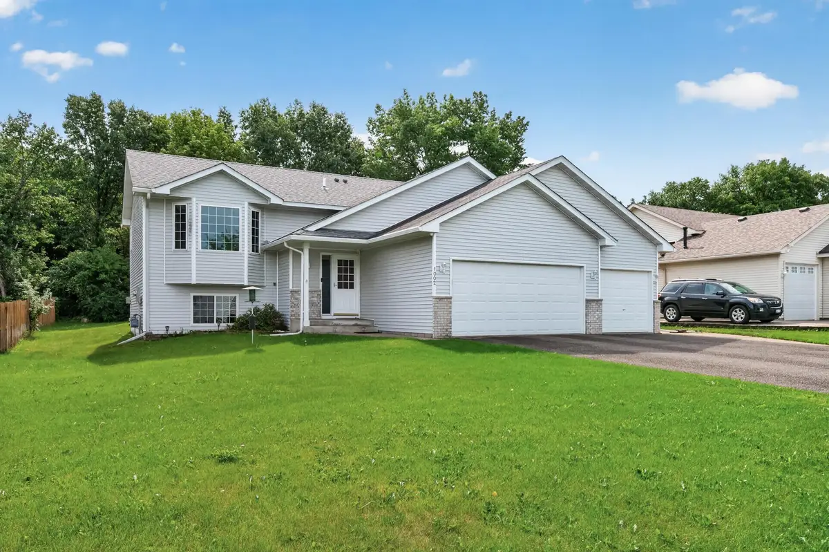 1002 3rd Avenue Sw, Isanti, MN 55040 - #1