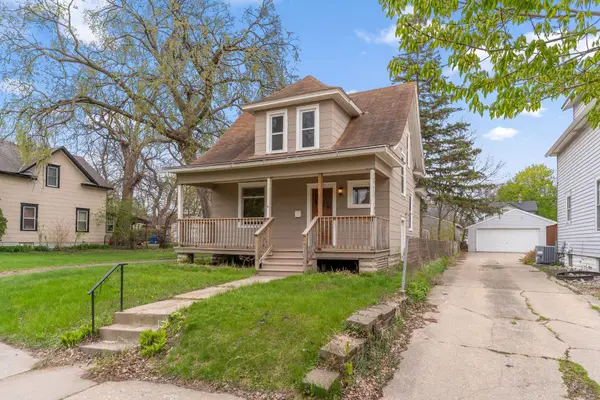 1302 Hewitt Avenue, Saint Paul, MN 55104