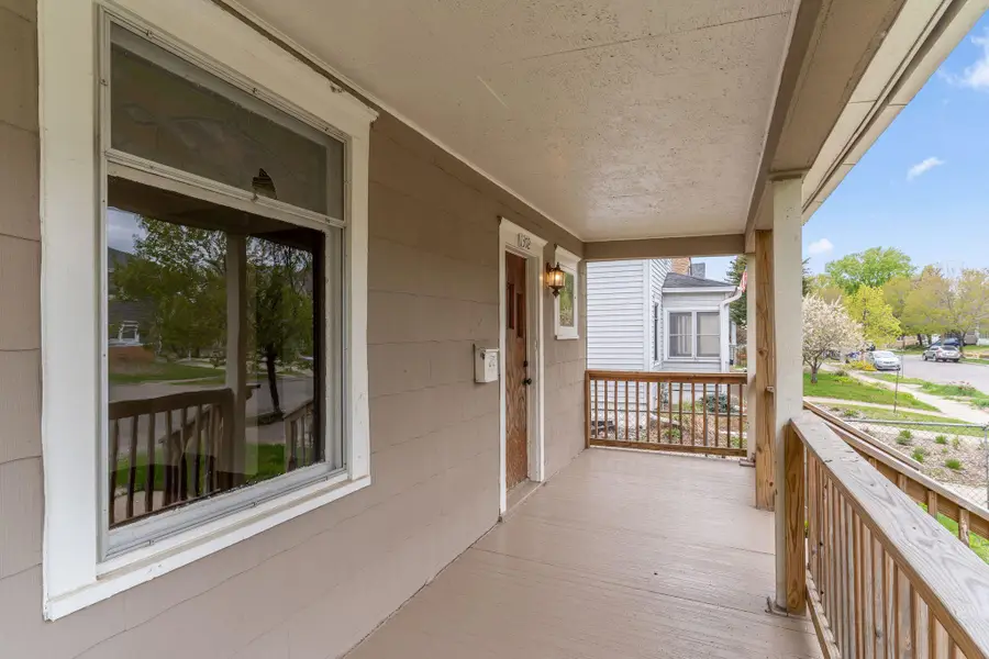 1302 Hewitt Avenue, Saint Paul, MN 55104 - #2