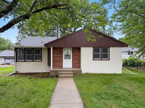 1587 Hudson Road, Saint Paul, MN 55106