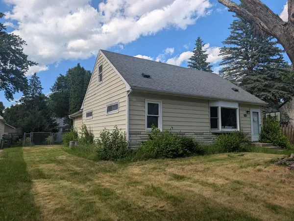 527 Emil Avenue, Shoreview, MN 55126