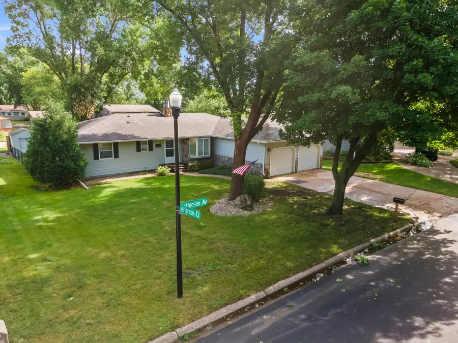 1109 Jefferson Avenue, Marshall, MN 56258 - #2
