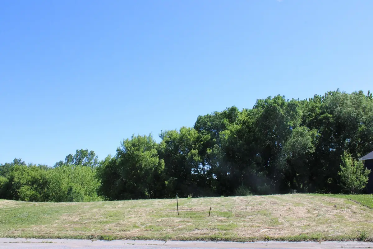 1359 Southfork Drive Se, Hutchinson, MN 55350 - #1