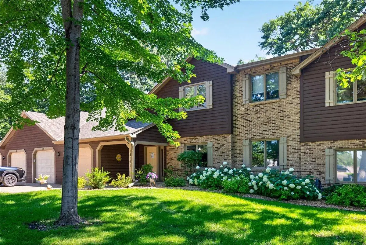 12191 Grouse Street Nw #402, Coon Rapids, MN 55448 - #1