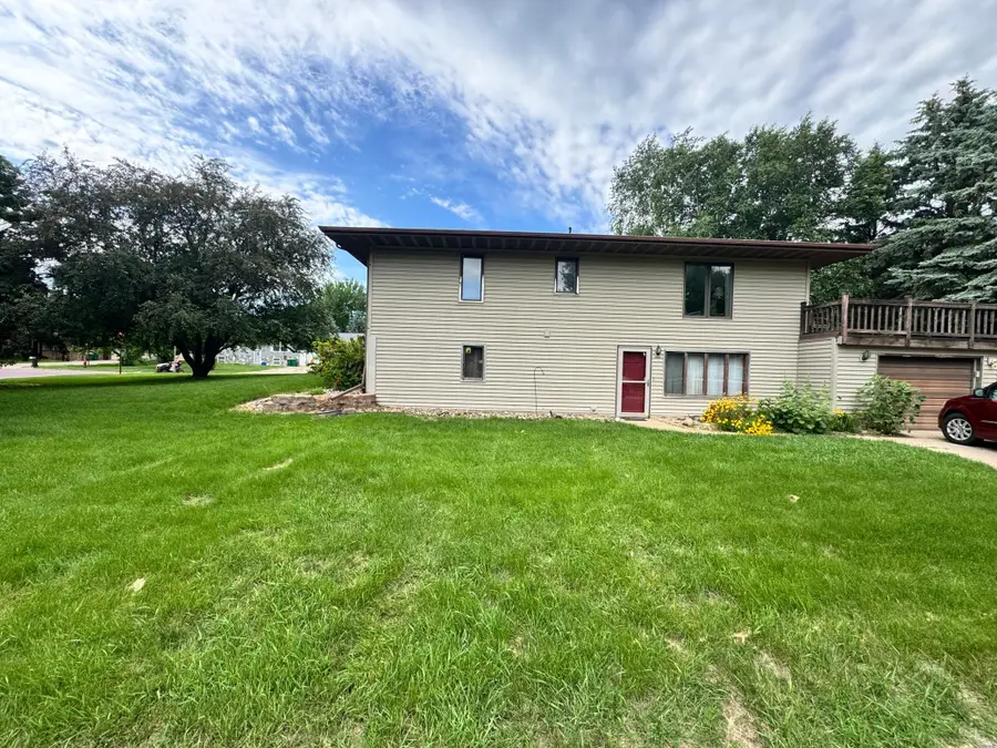 1525 Sayles Drive, Jackson, MN 56143 - #3