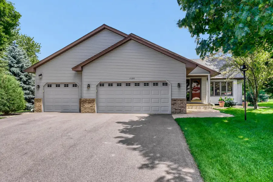 17390 Greenview Circle, Lakeville, MN 55044 - #3