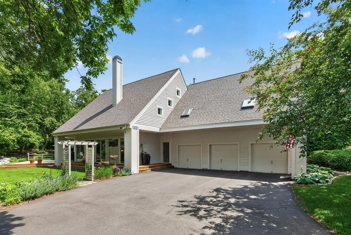 10984 Jackson Drive, Eden Prairie, MN 55347 - #1