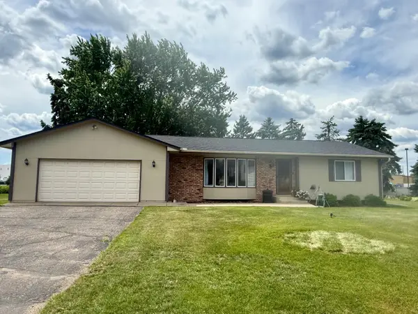 10855 95th Avenue N, Maple Grove, MN 55369