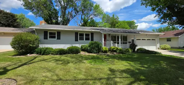 102 Southview Drive, Marshall, MN 56258