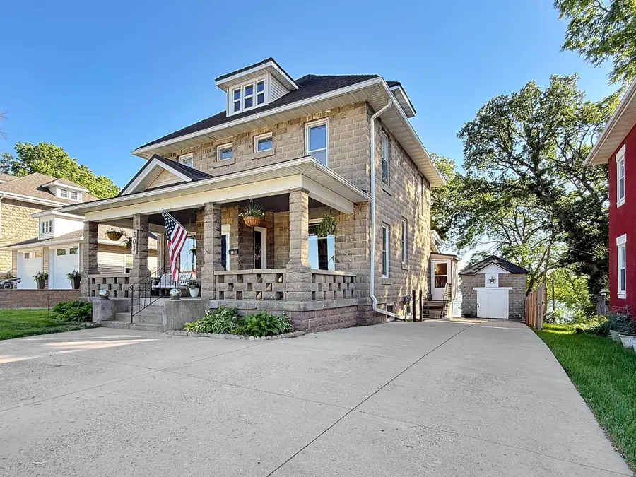 303 Lake Avenue, Fairmont, MN 56031 - #2