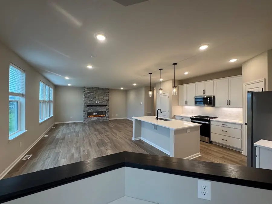 6117 Goodwin Avenue S, Cottage Grove, MN 55016 - #2