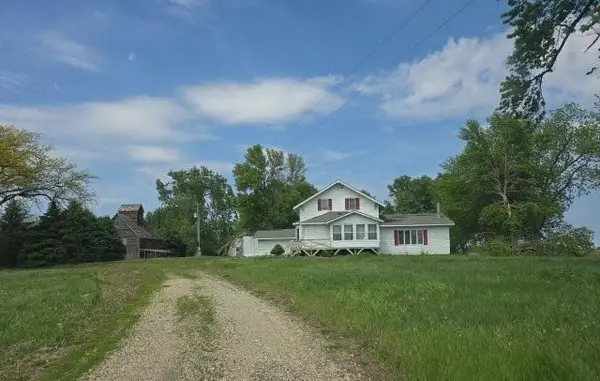 44375 60th Street, Blue Earth, MN 56013