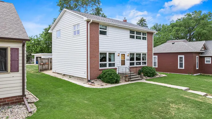 213 2nd Street E, Jasper, MN 56144 - #2