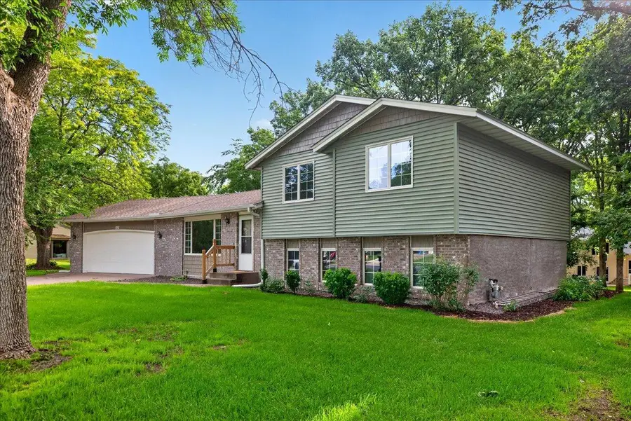 221 Jerry Liefert Drive, Monticello, MN 55362 - #2