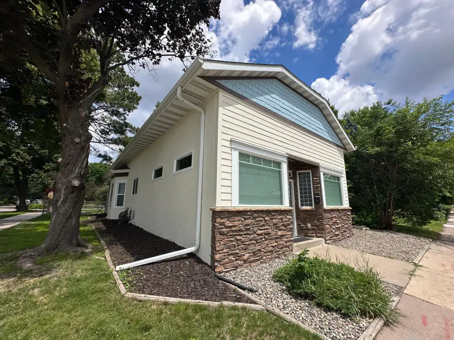 1701 Lowry Avenue Ne, Minneapolis, MN 55418 - #2