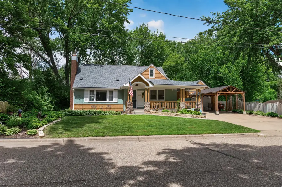 6044 48th Street N, Oakdale, MN 55128 - #2