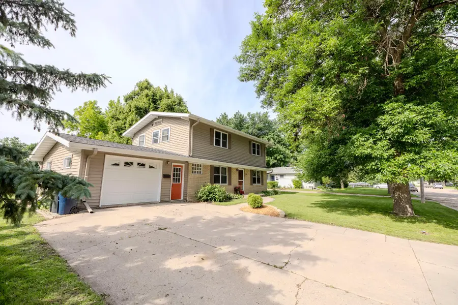 3 Sunnyslope Road, Morris, MN 56267 - #2