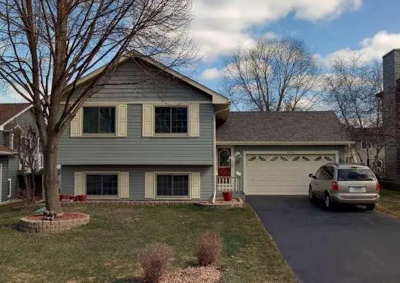 4284 Eagle Crest Drive, Eagan, MN 55122