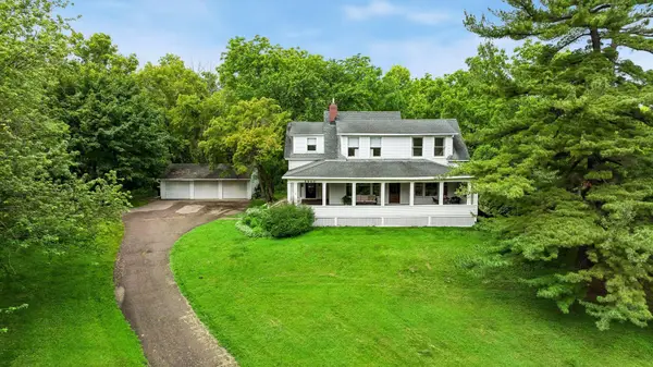5940 Galpin Lake Road, Shorewood, MN 55331
