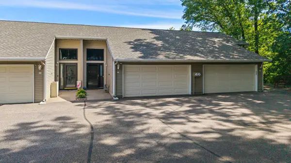41 Round Lake Trail, Little Canada, MN 55117