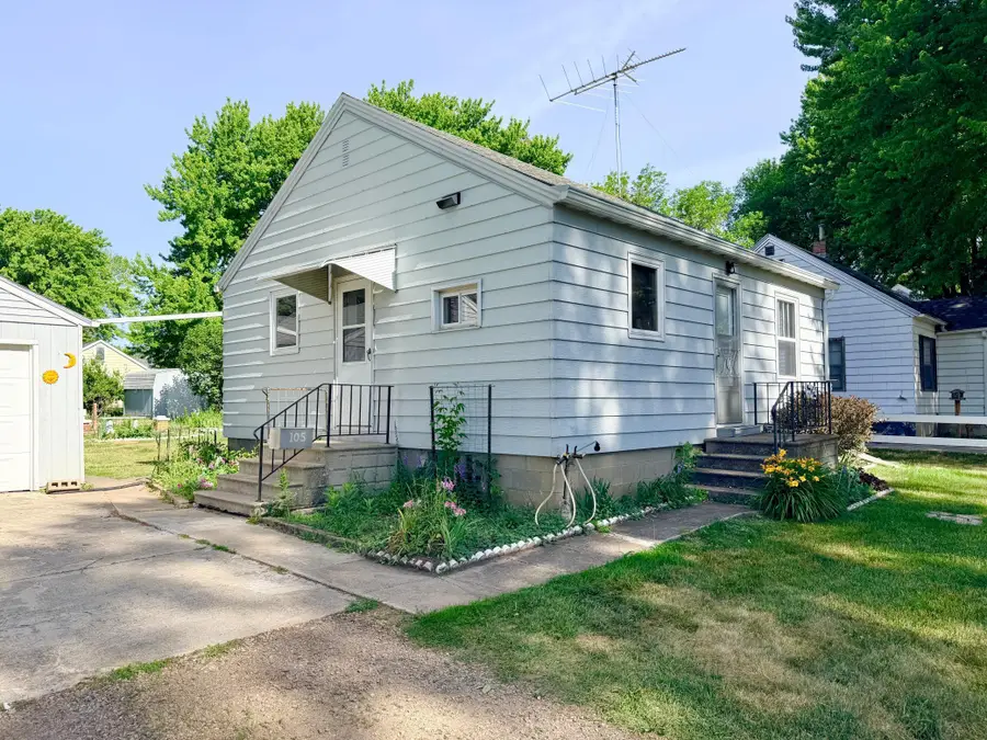 105 Fenton Avenue, Albert Lea, MN 56007 - #3