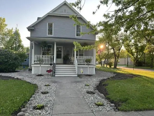 429 8th Street N, Wahpeton, ND 58075 - #1