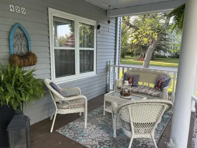 429 8th Street N, Wahpeton, ND 58075 - #3