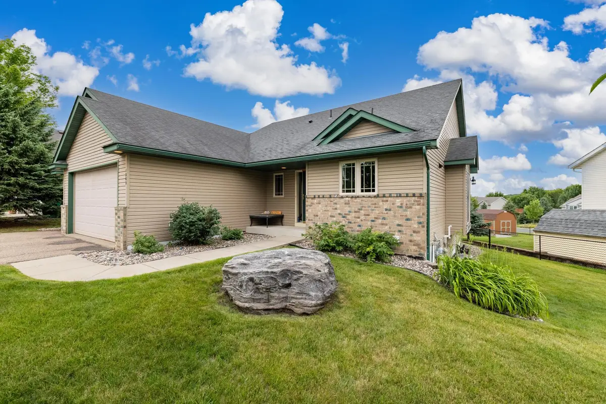 1202 Sunset Boulevard Nw, Montgomery, MN 56069 - #1