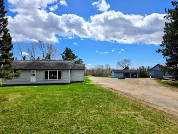 9612 E Hayes Road, Mountain Iron, MN 55768