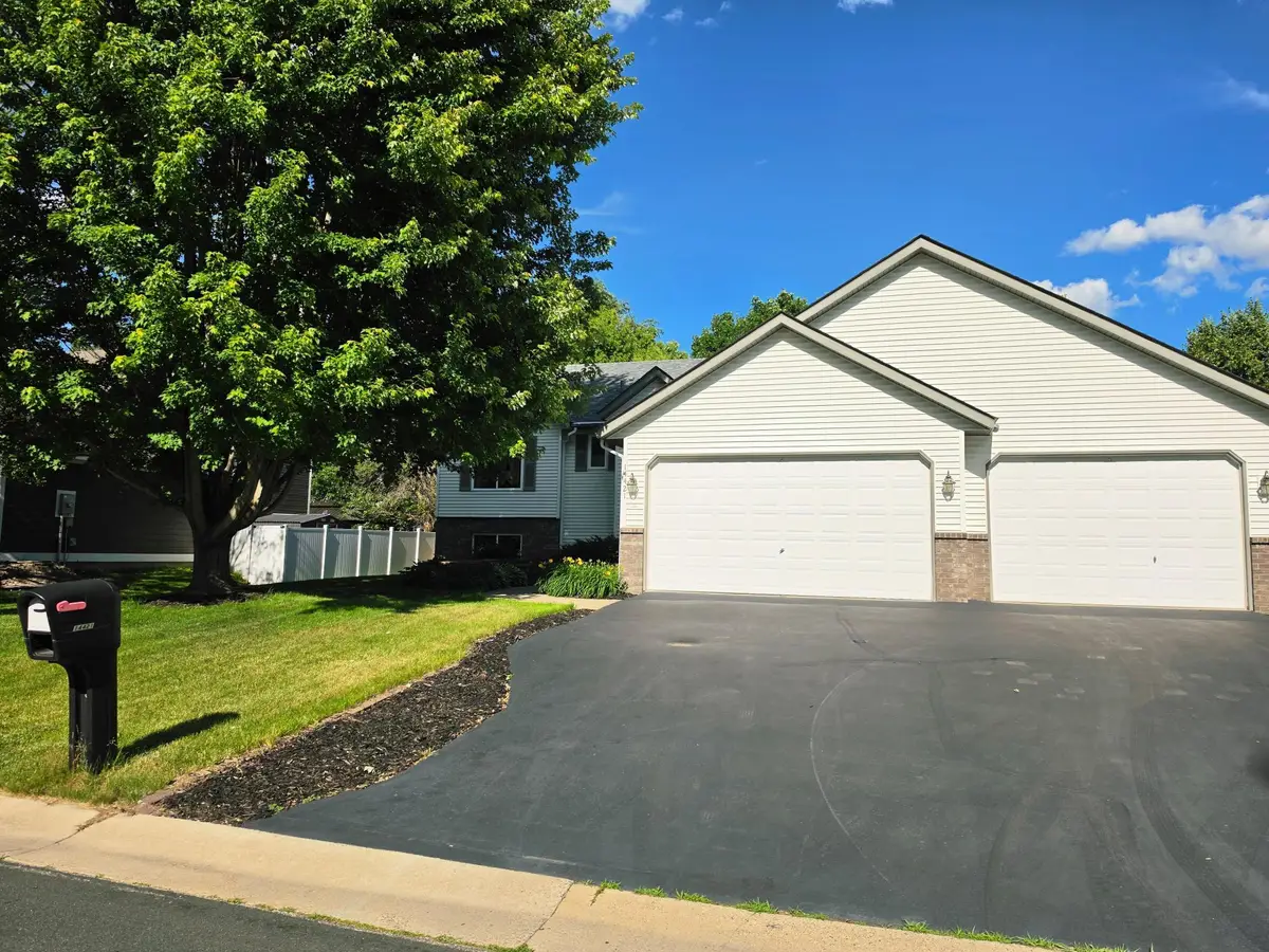 14421 Raven Court Ne, Prior Lake, MN 55372 - #1