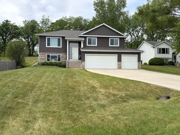 2515 Elmcroft Drive Sw, Rochester, MN 55902