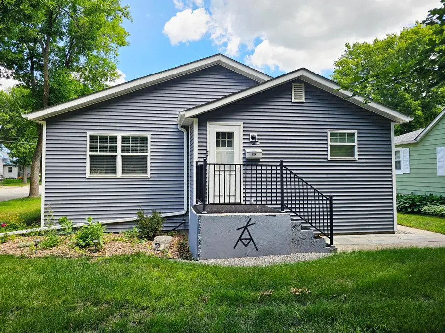 924 N 6th Street, Montevideo, MN 56265 - #2