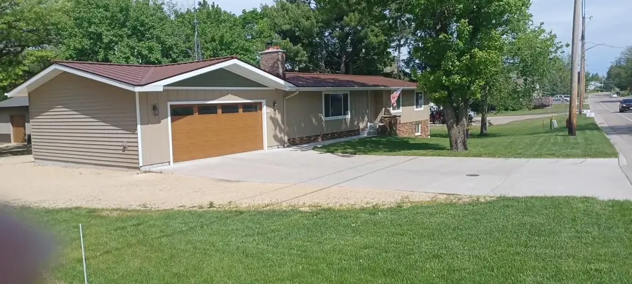 1121 E Laneville Avenue, Durand, WI 54736 - #2
