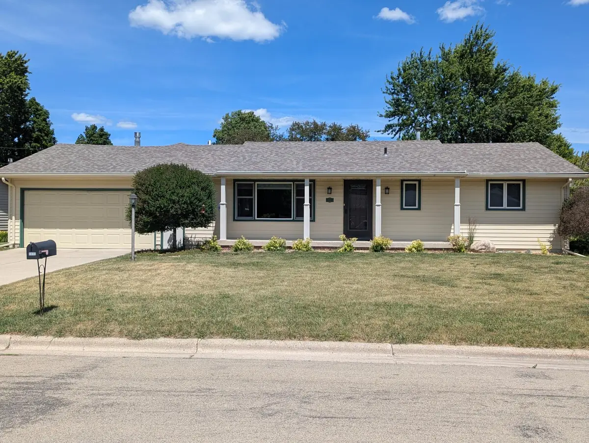1111 Skylark Lane, Albert Lea, MN 56007 - #1