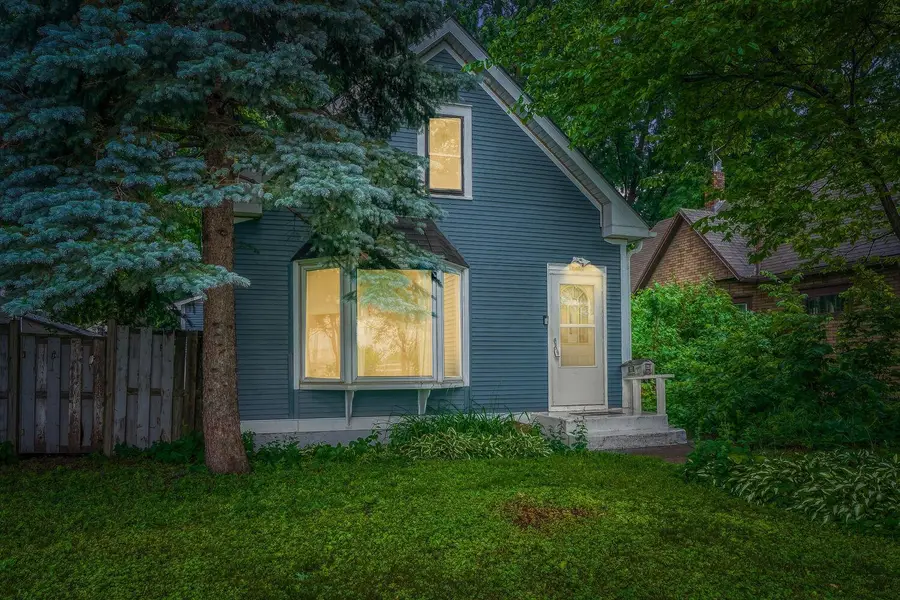 1476 Concordia Avenue, Saint Paul, MN 55104 - #2