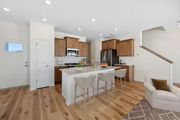 10346 Birchwood Circle, Victoria, MN 55318