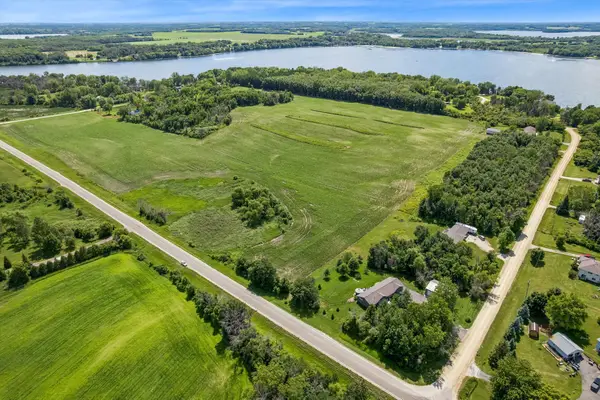 6787 Fairfax Way, Faribault, MN 55021