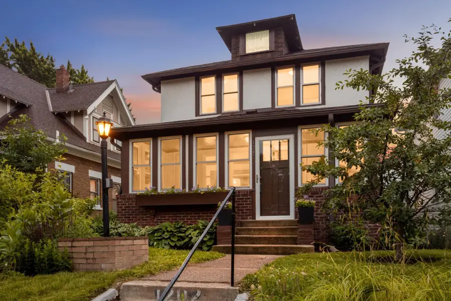 1202 Thomas Avenue, Saint Paul, MN 55104 - #2