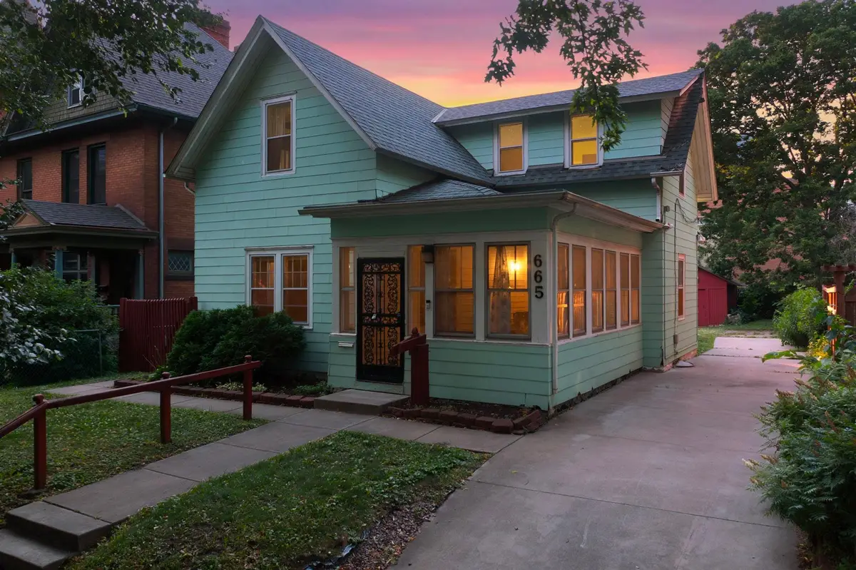 665 5th Street E, Saint Paul, MN 55106 - #1