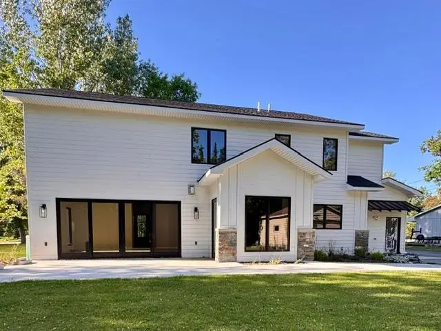 305 Shorewood Drive, International Falls, MN 56649 - #3