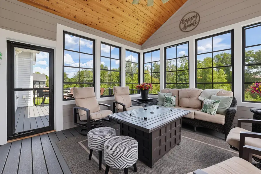 977 Pheasant Run S, Lino Lakes, MN 55014 - #3