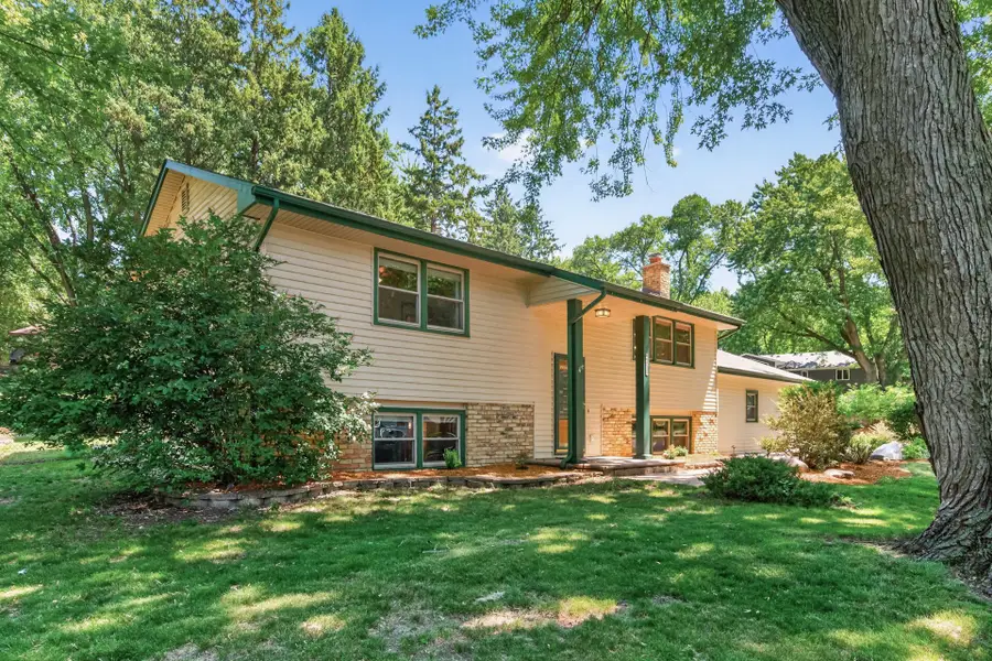 6911 Ticonderoga Trail, Eden Prairie, MN 55346 - #2