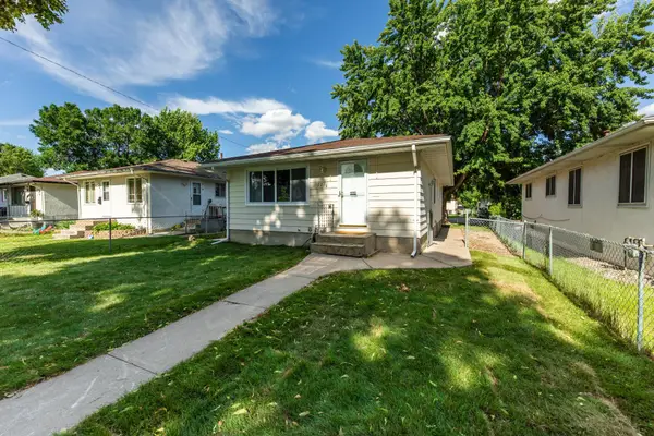 5214 Oliver Avenue N, Minneapolis, MN 55430