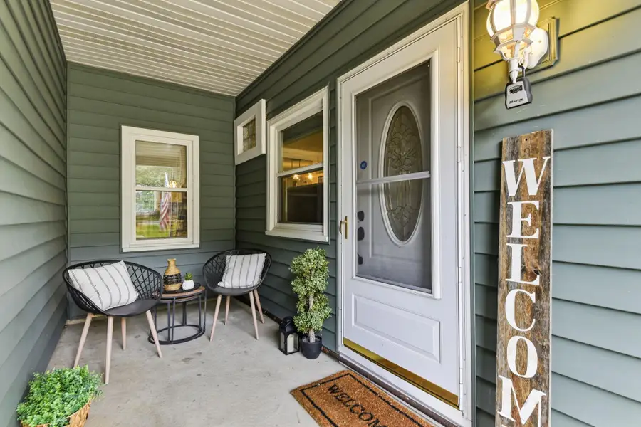 1381 Mississippi Street Ne, Fridley, MN 55432 - #3