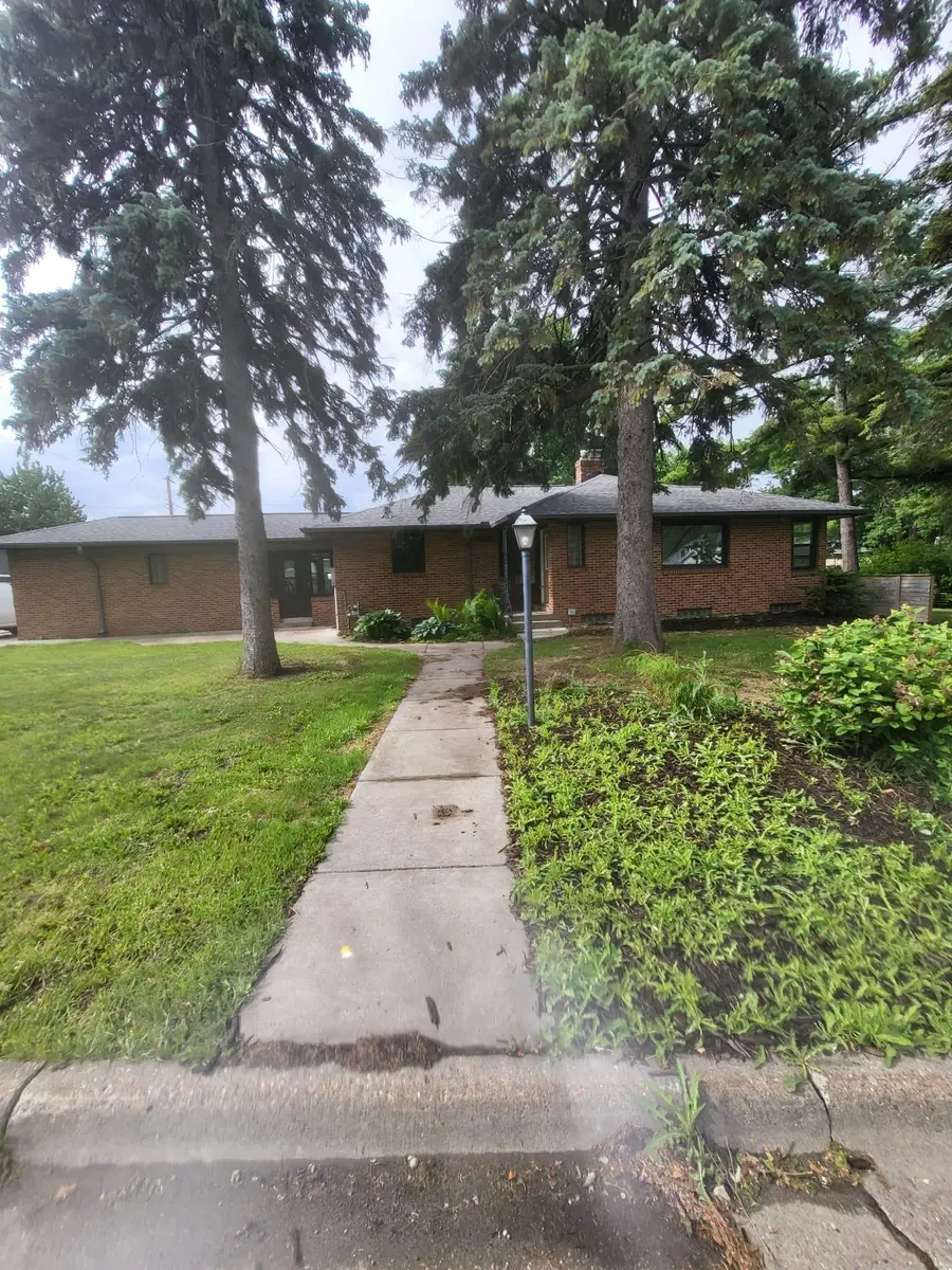 3131 Parkview Boulevard, Robbinsdale, MN 55422 - #2